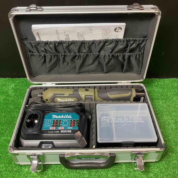 【超美品】★マキタ(makita) コードレスペンインパクトドライバー TD022DSHXO バッテリー２個付き・充電器付き！！【岩槻店】