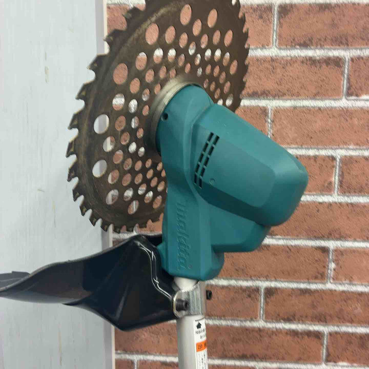 【店頭受取り限定】マキタ(makita) コードレス草刈機 MUR190SDZ【藤沢店】