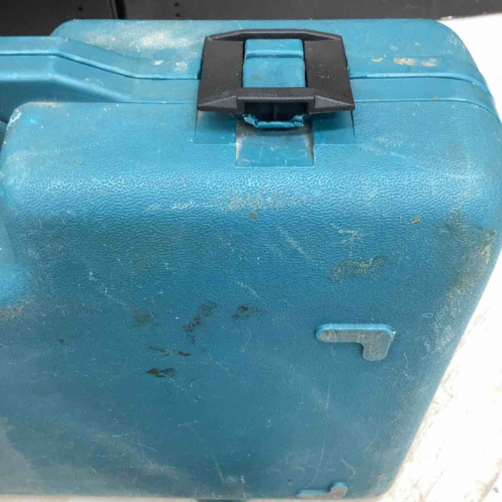 マキタ(makita) 電動ケレン HK1810 タイル モルタル Pタイル クッションフロア 剥がし ノロ除去 目地おとし 剥離 清掃 作業 【越谷店】