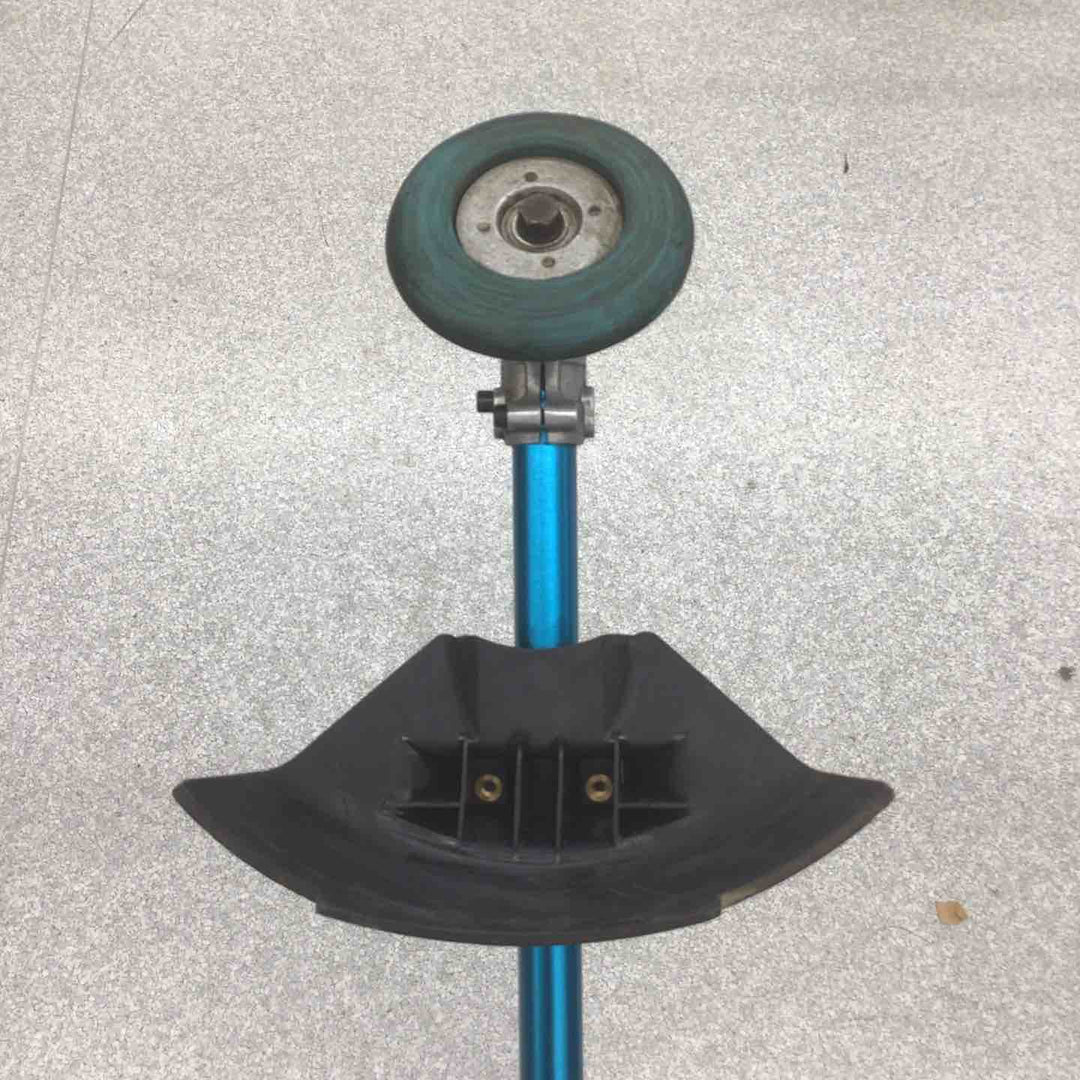 【店頭受取り限定】マキタ(Makita) 充電式草刈機 18V バッテリ・充電器別売 MUR369ADZ【八潮店】