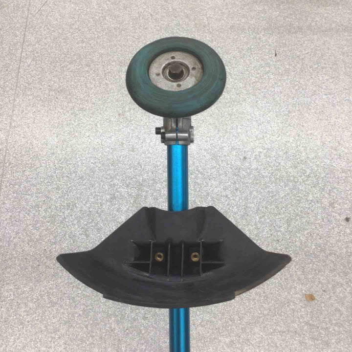 【店頭受取り限定】マキタ(Makita) 充電式草刈機 18V バッテリ・充電器別売 MUR369ADZ【八潮店】