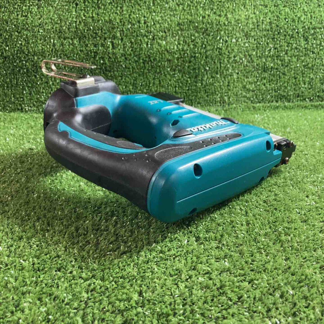 ☆マキタ(makita) コードレスタッカ ST420DZK【川崎店】