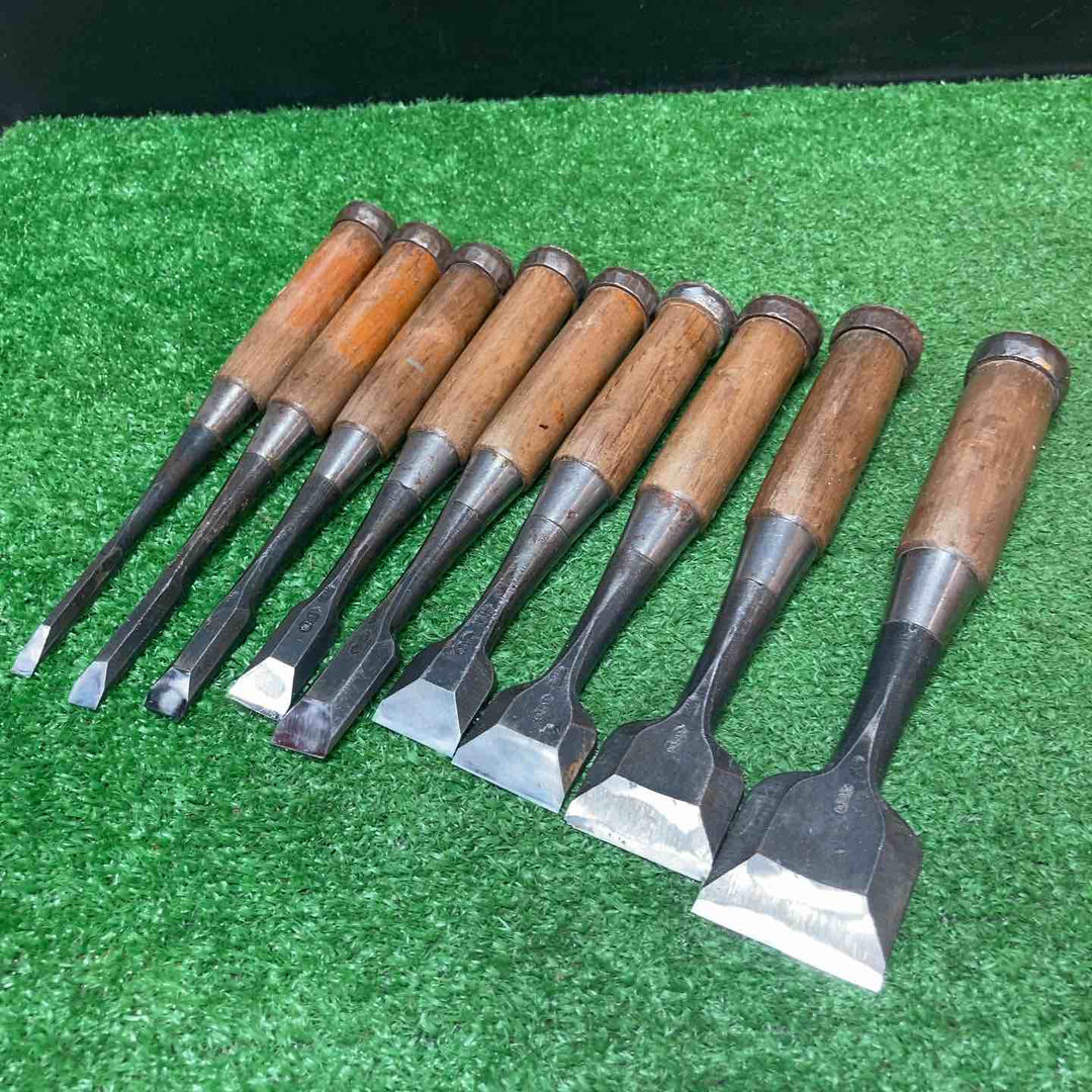 【中古品】炎国貞9本・その他不明5本 鑿 計14本 まとめ売り ノミ 大工道具 和工具
