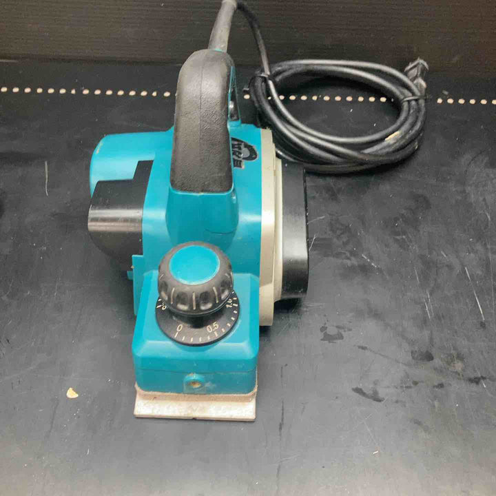 【中古品】マキタ(makita) 電気カンナ KP0800A 動作確認済み【川越店】