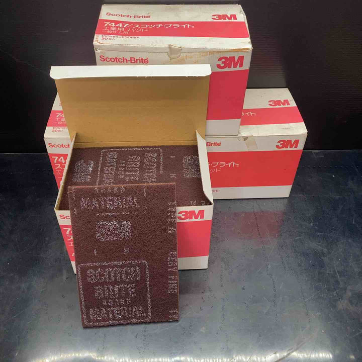 【未使用品】3M スコッチ・ブライト 工業用パッド 一般仕上げ用 7447 #320番相当 20枚入 4箱セット【川越店】