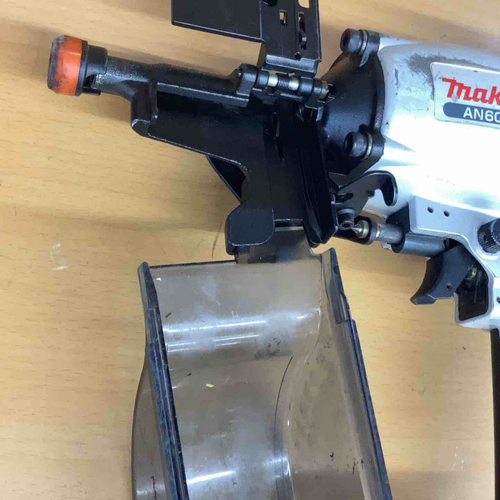 マキタ:金属屋根用エア釘打 AN601R【越谷店】