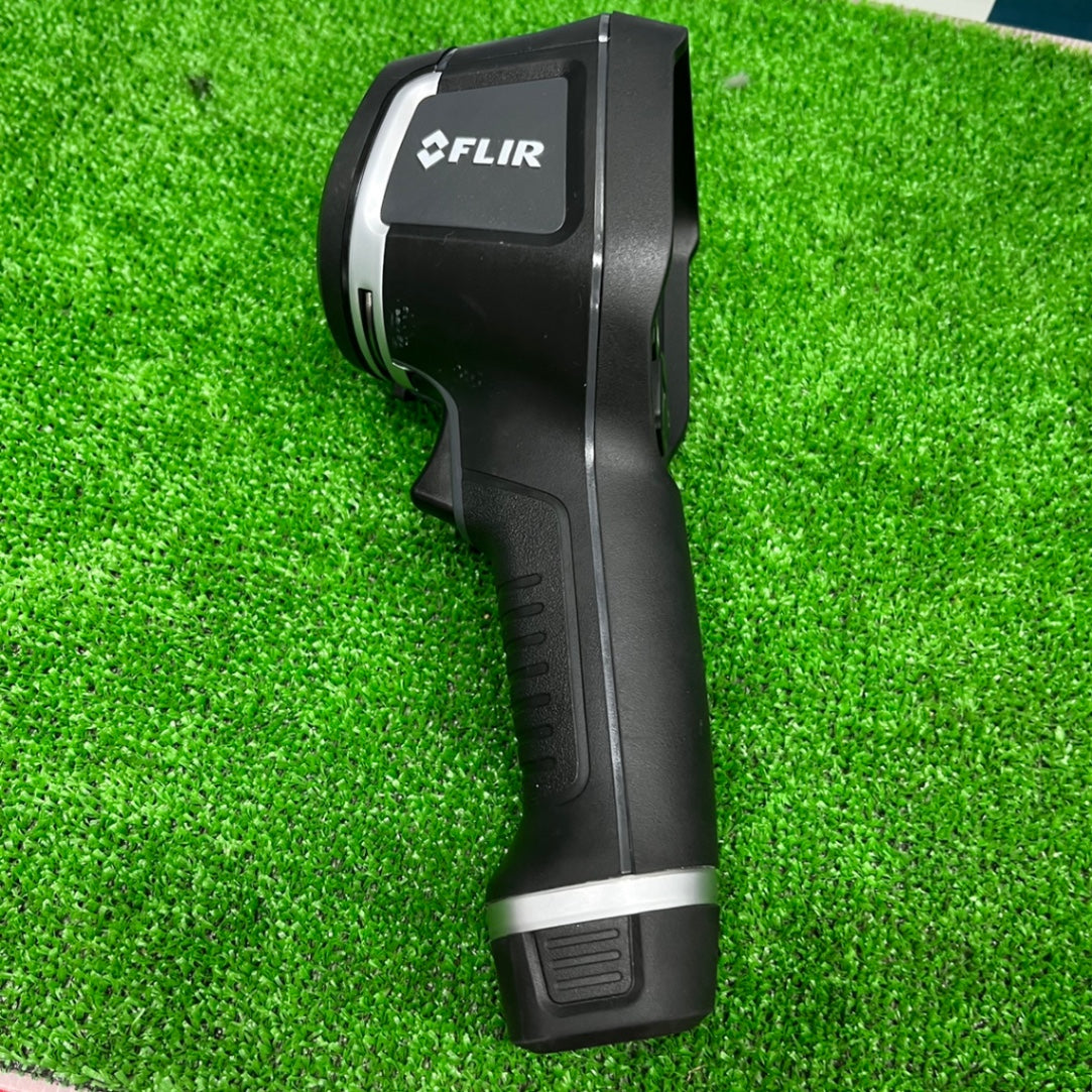 中古美品】FLIR 赤外線サーモグラフィーカメラ E4 【草加店 中古美品】FLIR 赤外線サーモグラフィーカメラ E4 【草加店