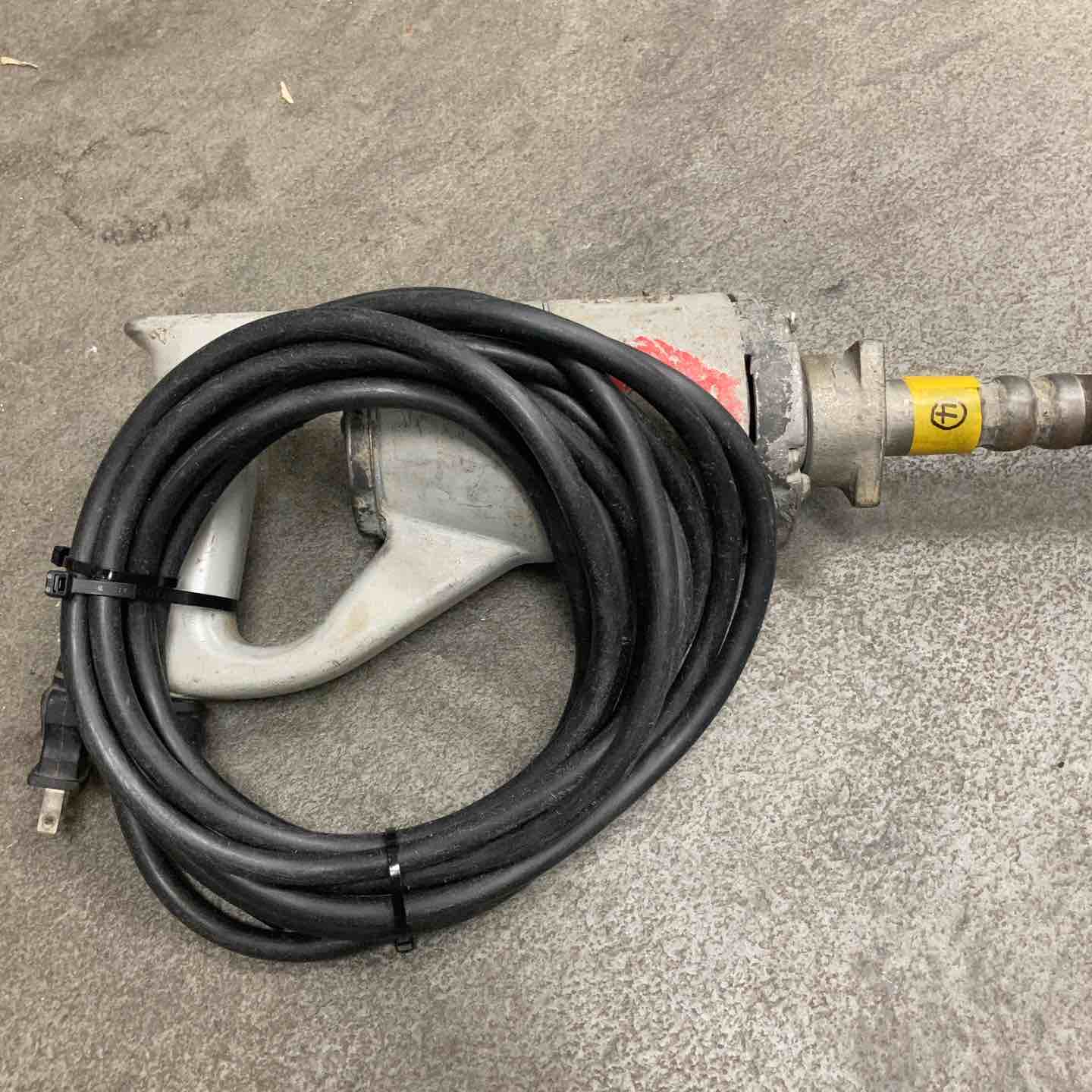 ③エクセン(EXEN) コンクリートバイブレータ E28FPA【川崎店】 ⑤