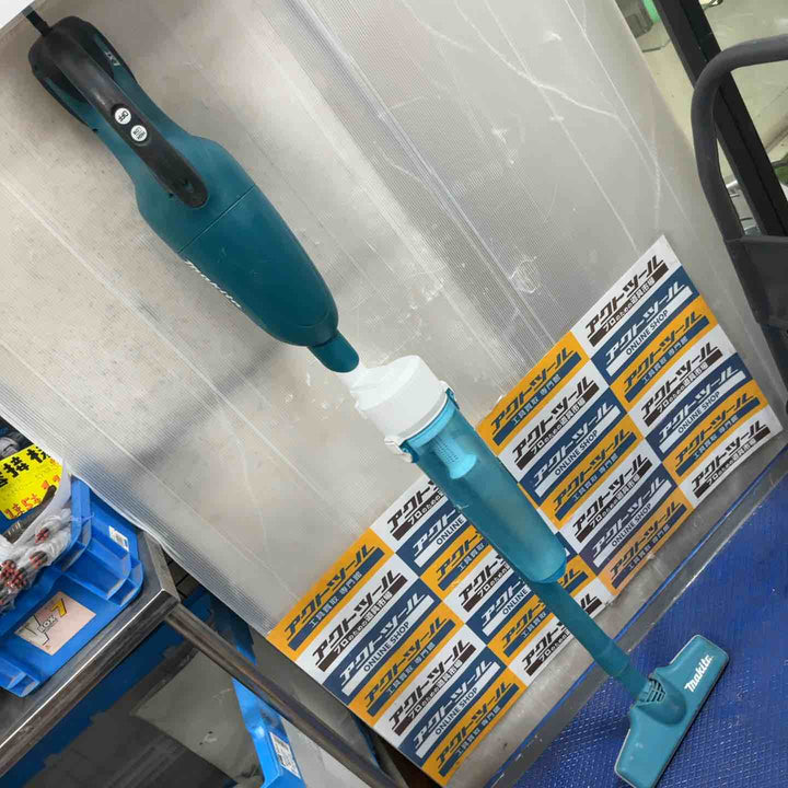 ☆マキタ(makita) コードレスクリーナ CL181FDZ【草加店】