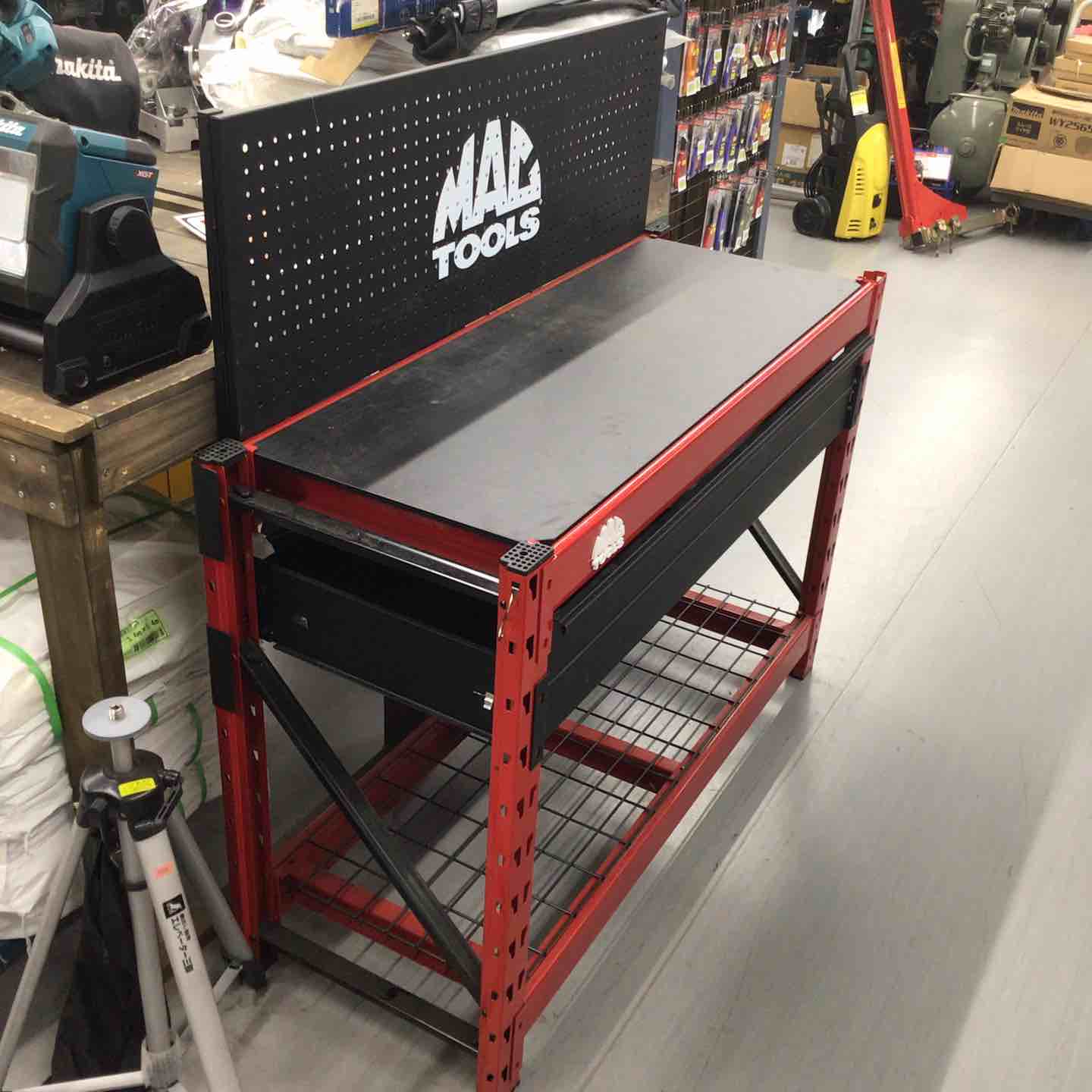 未使用品 店頭受取り限定】 マックツール MACTOOLS ペグボード付