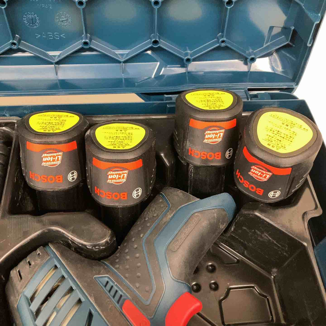 【039】【102】ボッシュ(BOSCH) コードレスセーバーソー GSA10.8V-LI + インパクトドライバー GDR10.8-LI + バッテリー4個 + 充電器セット【戸田店】