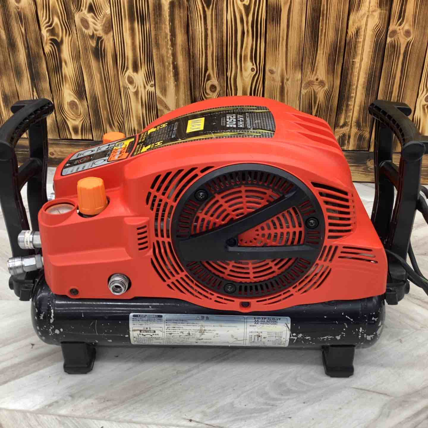 ☆マックス(MAX) エアコンプレッサー AK-HH1250E_レッド【越谷店