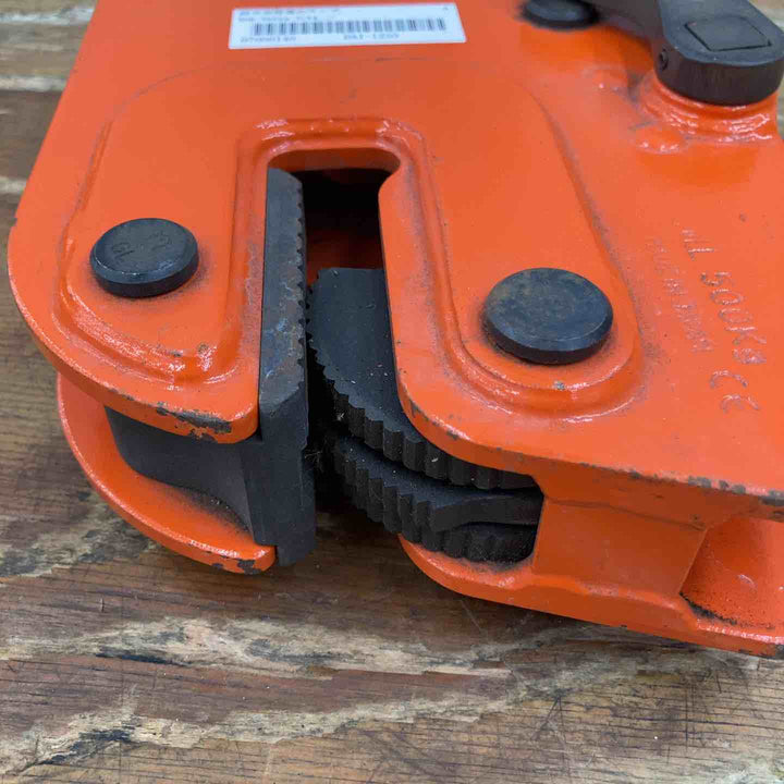 【美品】イーグル 鉄工用 縦つり クランプ NNE-500 0.5トン【柏店】