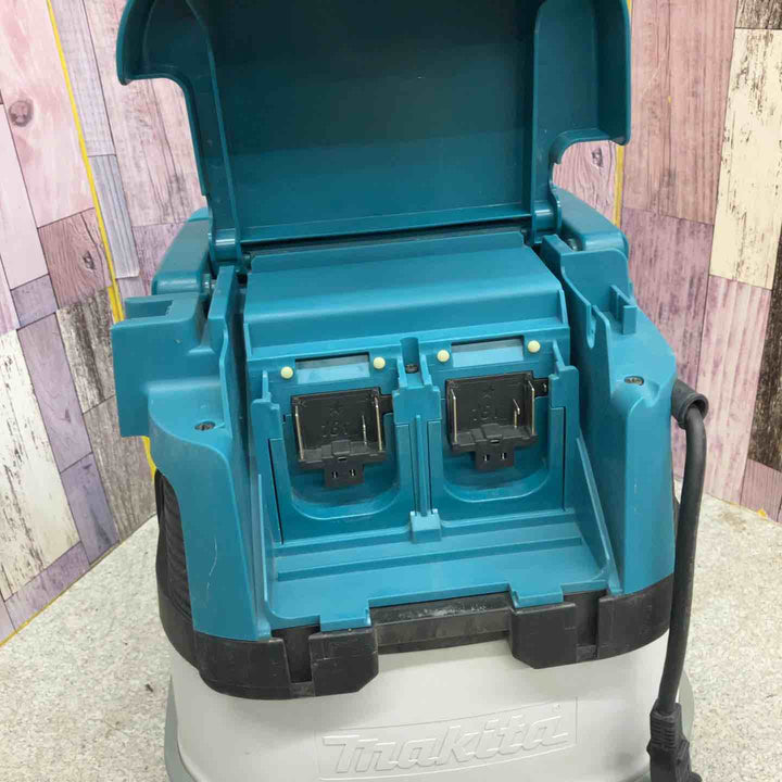 ★マキタ(makita) コードレス集じん機 乾湿両用 VC860DZ【八潮店】