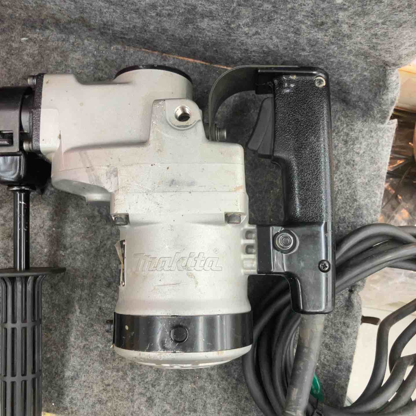 マキタ　MAKITA　ハンマードリル　HR3811　リサイクルショップ宮崎屋佐土原店24.5.23F マキタ MAKITA ハンマードリル HR3811 リサイクルショップ宮崎屋佐土原
