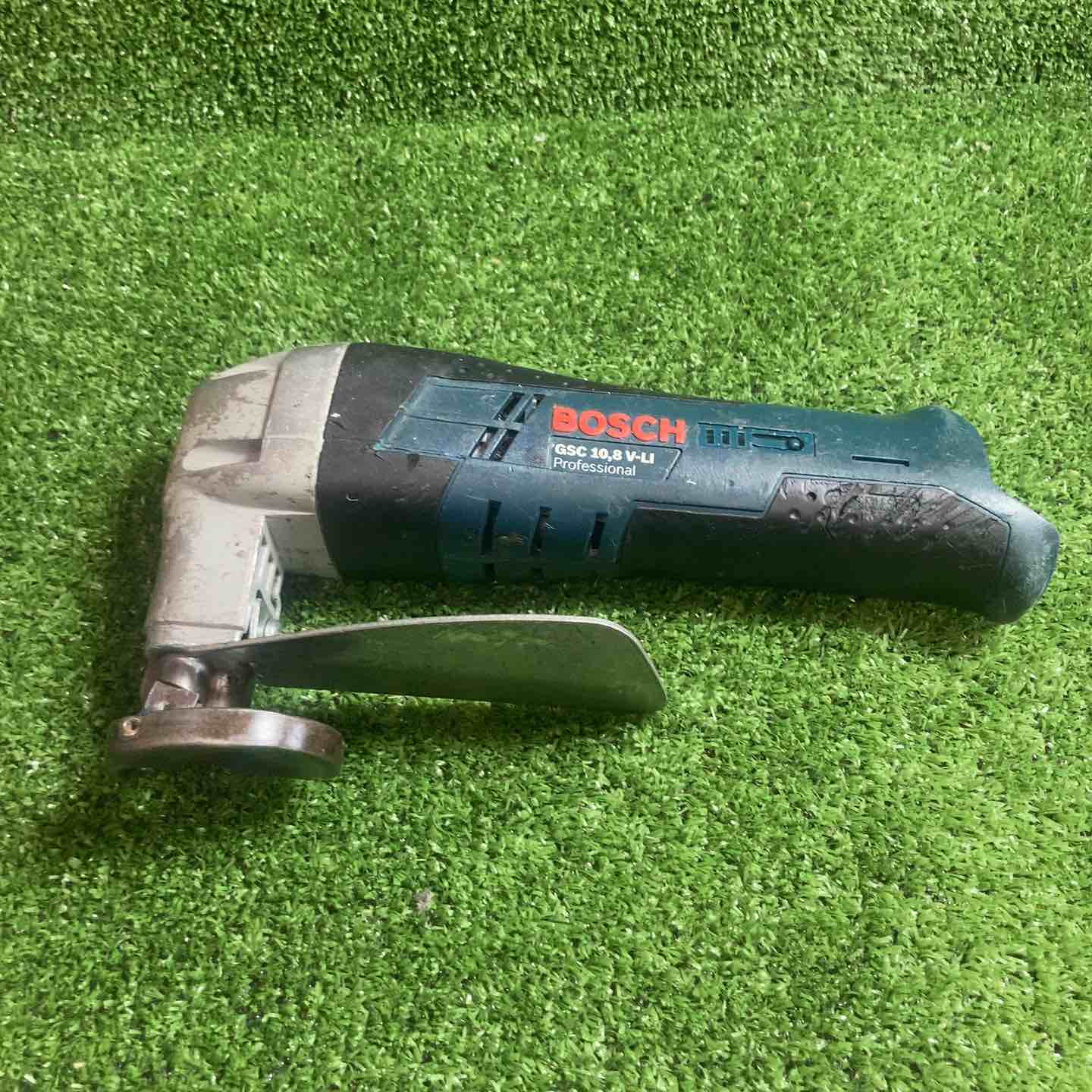 ◇ボッシュ(BOSCH) バッテリーシェア GSC10.8V-LIN2 コードレスシャー【川崎店】 ◇ボッシュ(BOSCH) バッテリーシェア GSC10.8V-LIN2 コードレスシャー