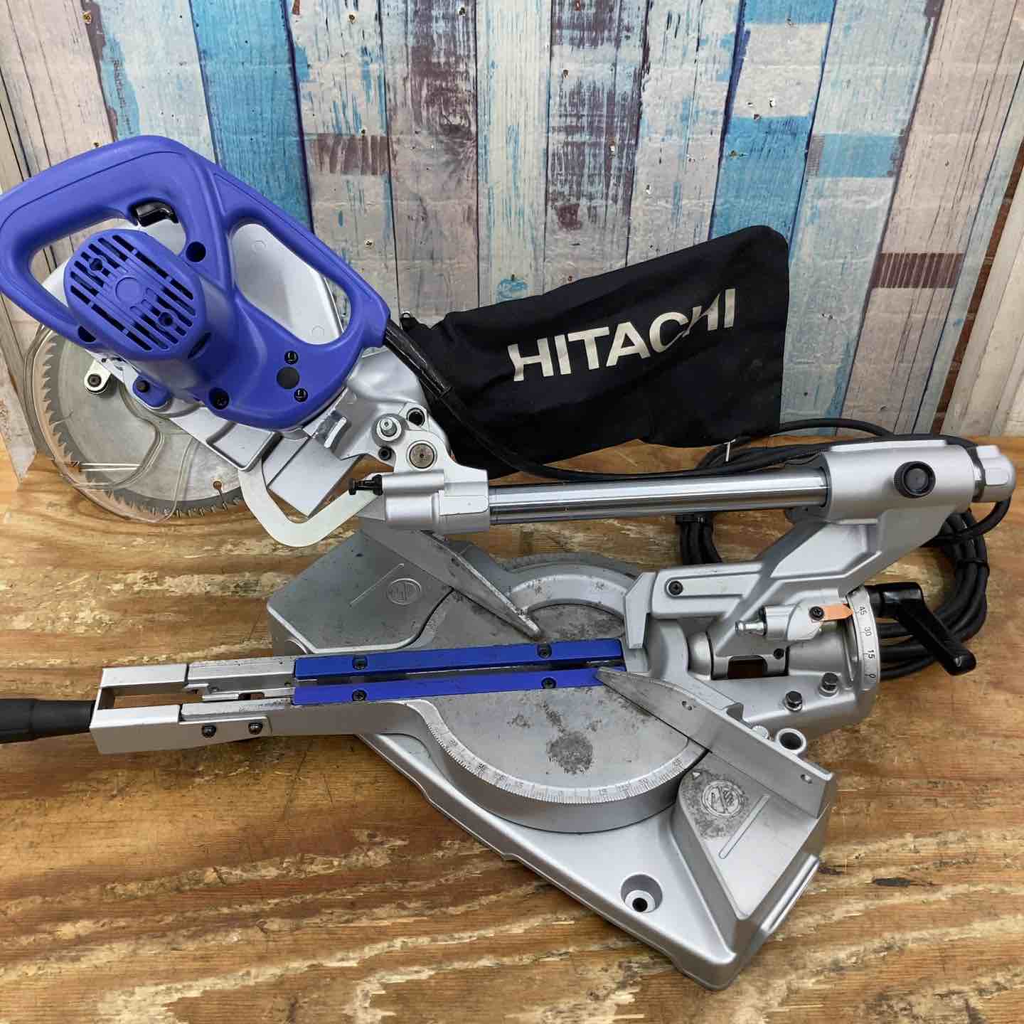 【引取限定】Hikoki　FC7FSB　スライド丸ノコ　中古【うるま市田場】 HiKOKI ハイコーキ 卓上スライド丸のこ 190mm FC7FSB 4966376174690