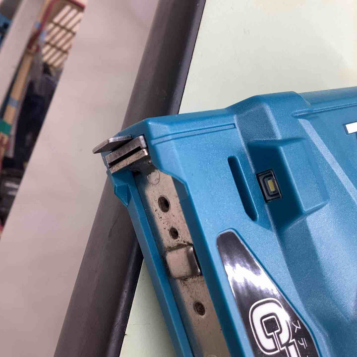 ◇マキタ 充電式タッカー ST312DZ【越谷店】