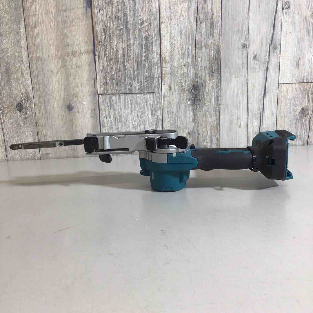 ★マキタ(makita) コードレスベルトサンダ BS180DZ【戸田店】