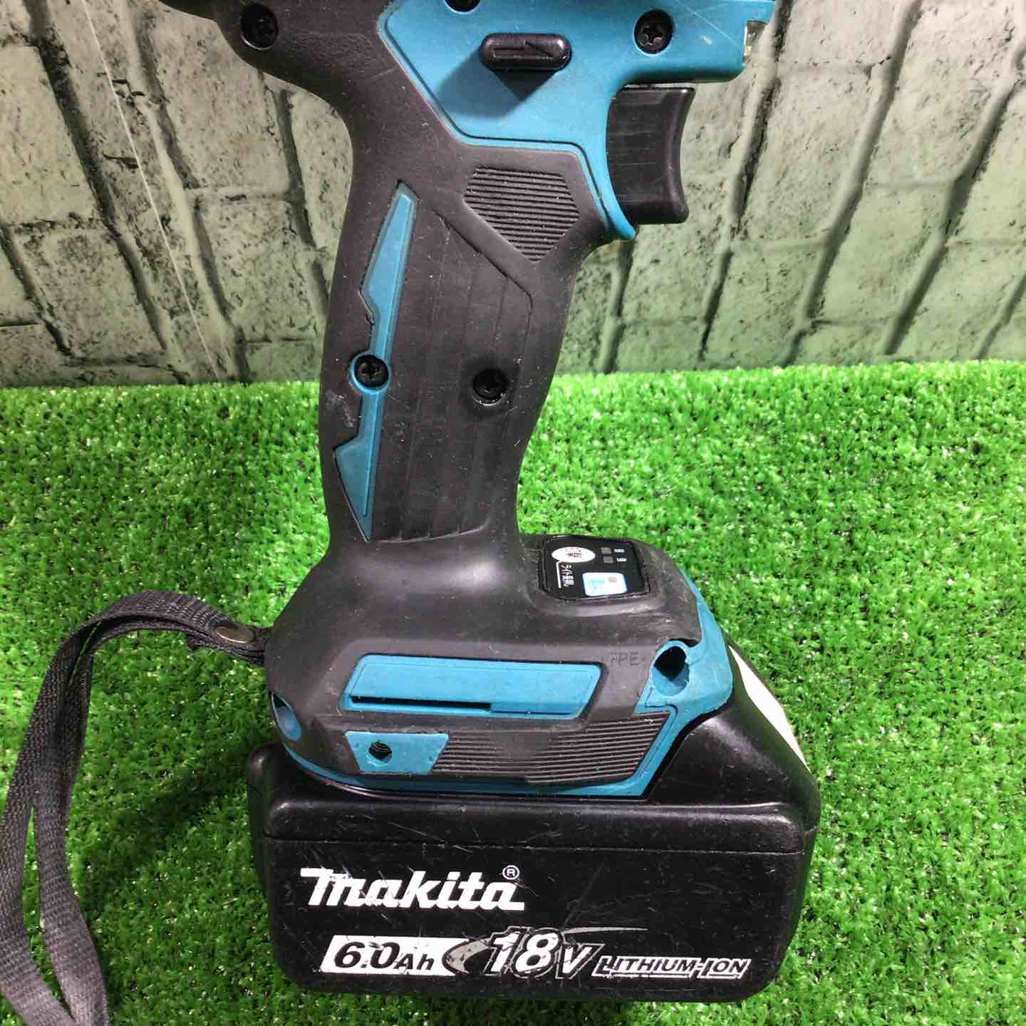 ☆マキタ(makita) コードレスインパクトドライバー TD157DRGX
