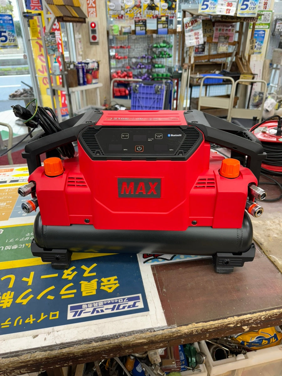 ★マックス(MAX) エアコンプレッサー AK-HH1310E_レッド【柏店】