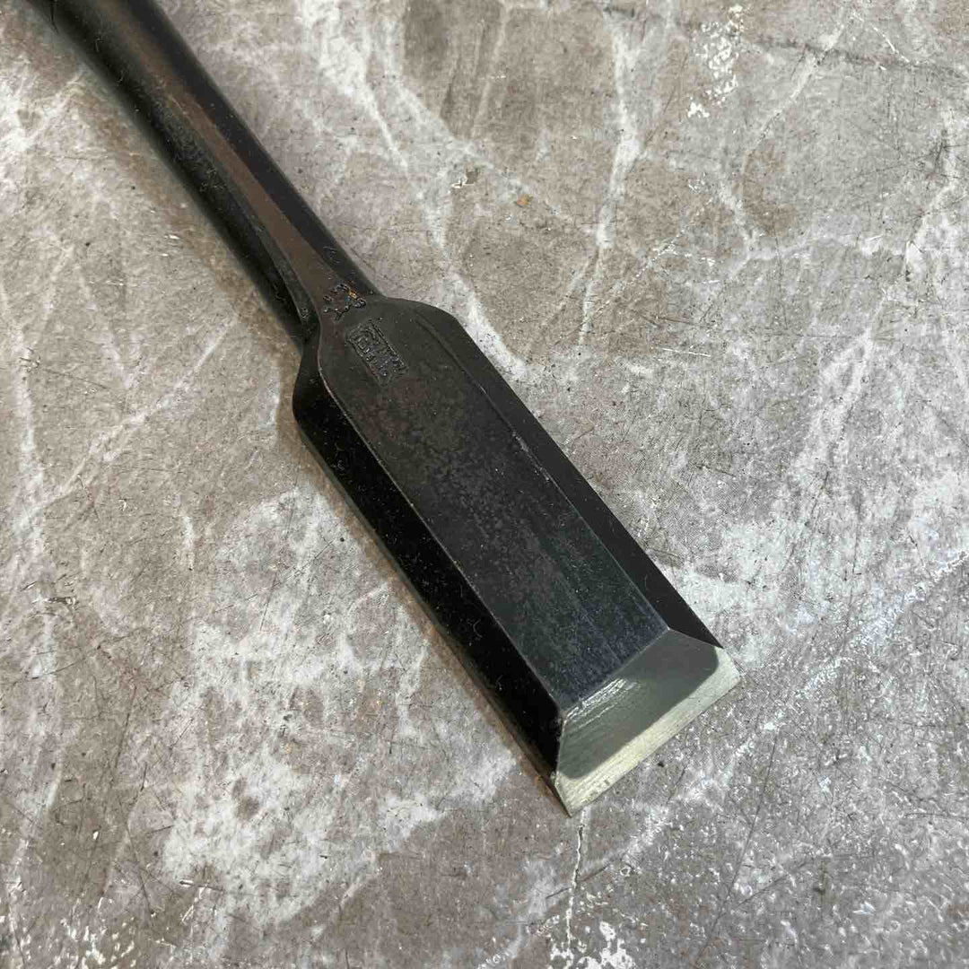 【國慶】首長 追い入れ鑿 八分 全長240mm【八潮店】