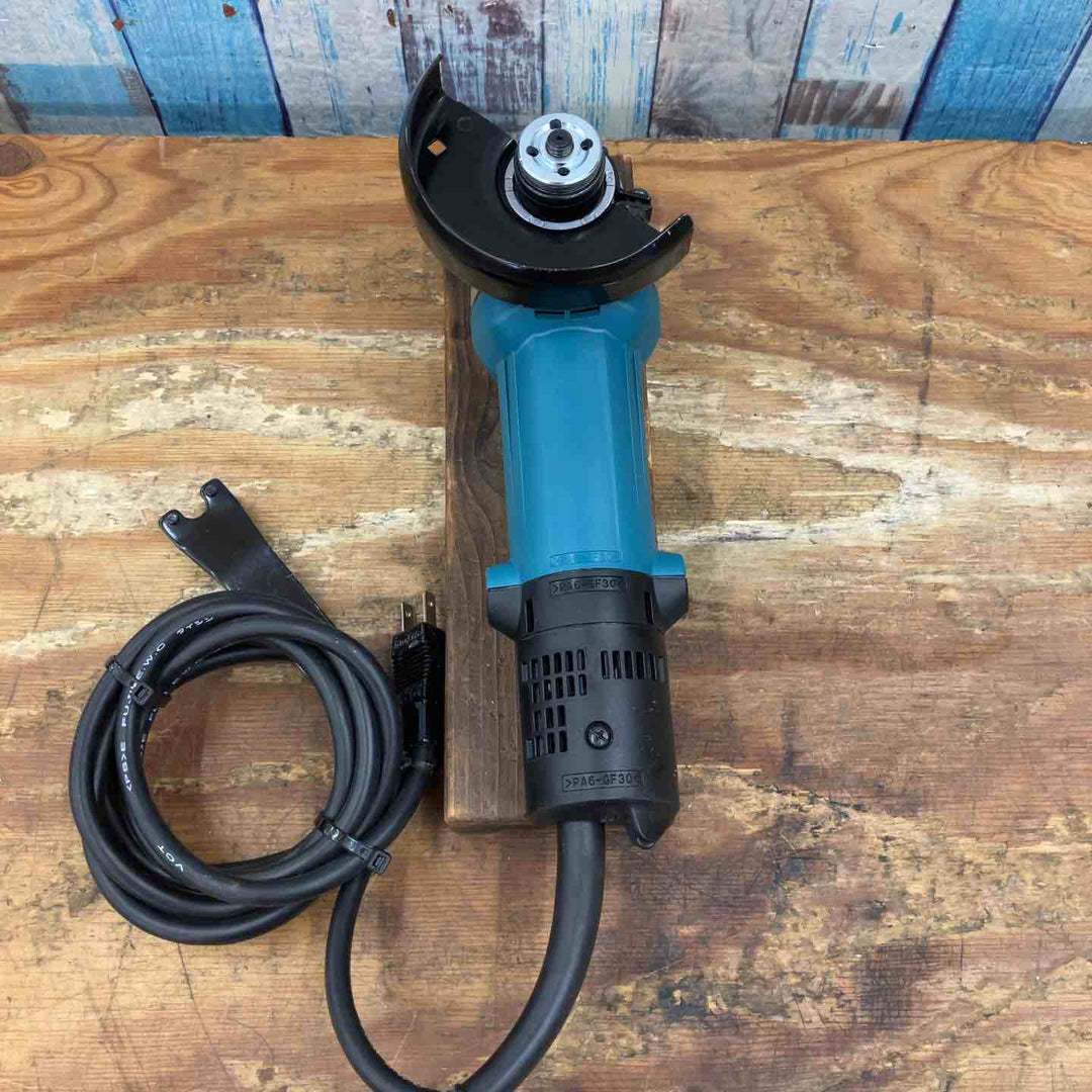 ☆マキタ(makita) 100mmディスクグラインダ 9533BL【柏店】