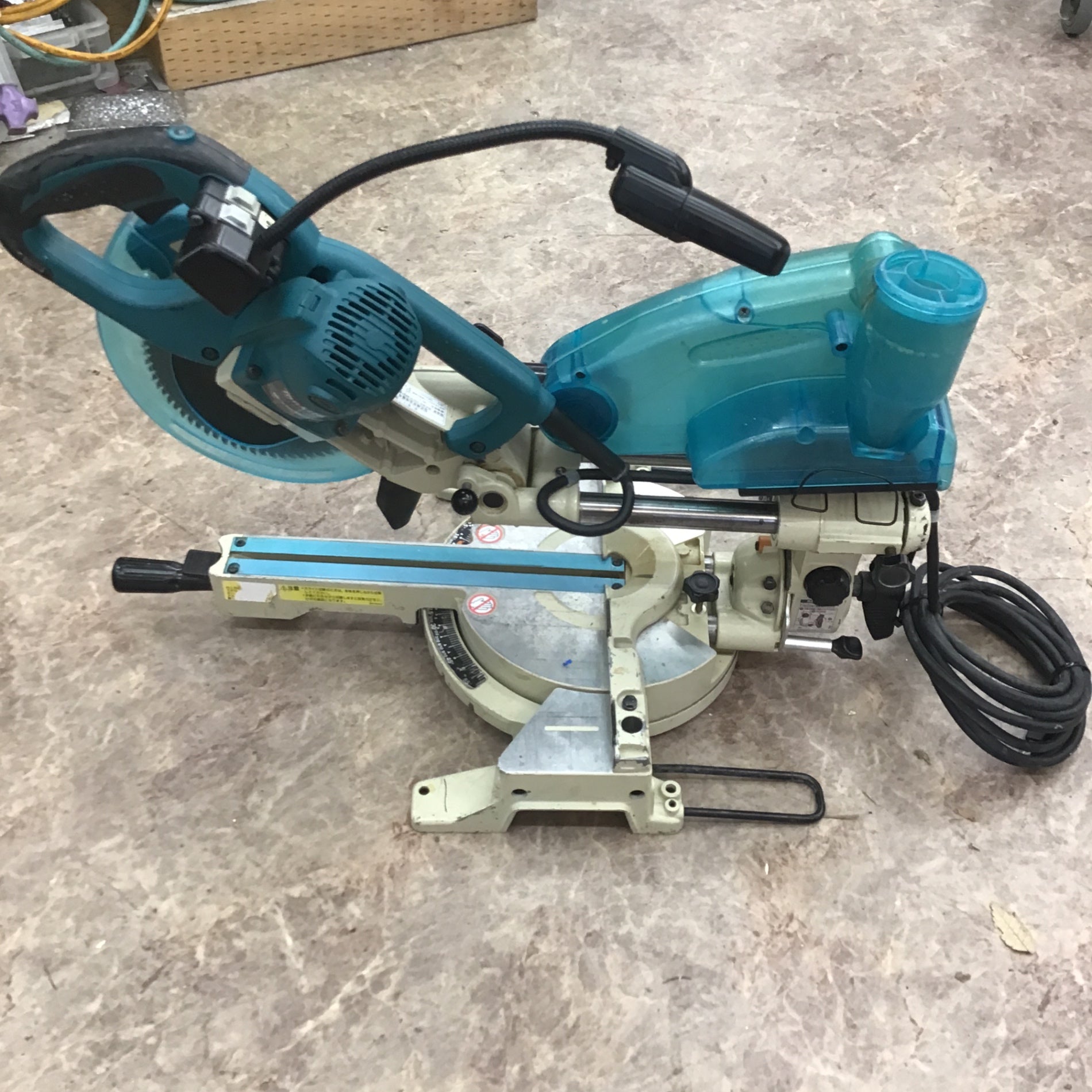 店頭受取り限定】☆マキタ(makita) スライドマルノコ LS0716FL