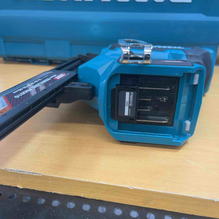 ★マキタ(makita) コードレスフィニッシュネイラ FN001GRD【越谷店】