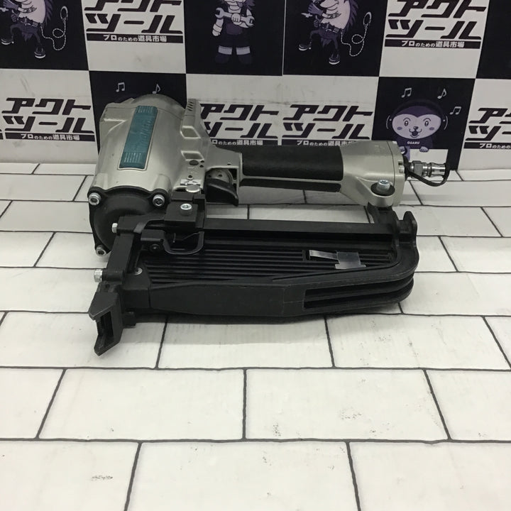 ☆マキタ(makita) 常圧フロアタッカー AT1150【所沢店】
