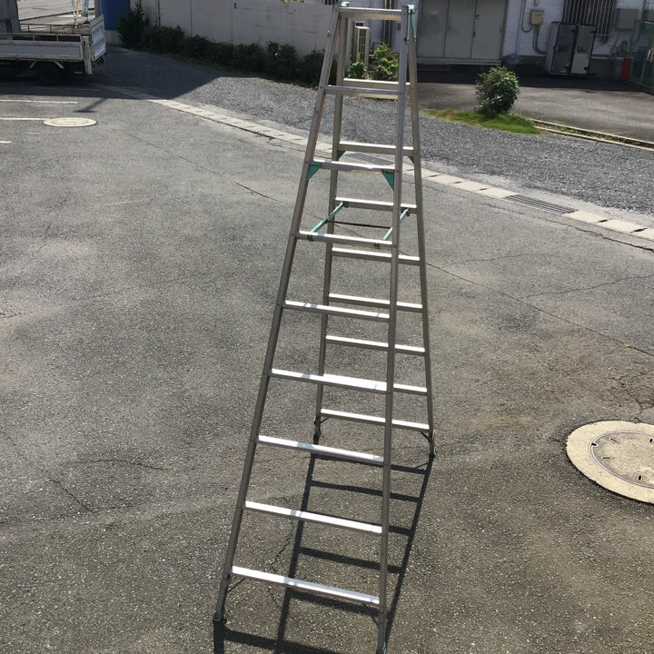 【現状品 / 店頭受取り限定】アルインコ ９尺脚立 MA-270FD 【鴻巣店】