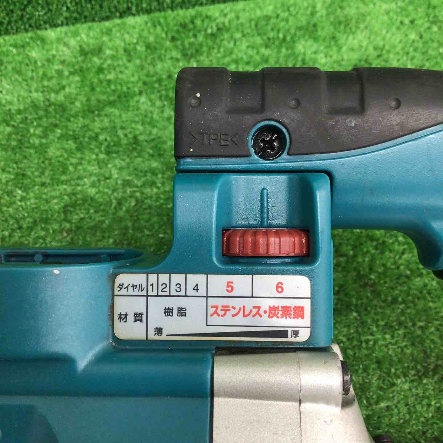 マキタ　バンドソー　中古　PB180DZ 中古品】 マキタ/makita コードレスバンドソー PB180DZ 【鴻巣店