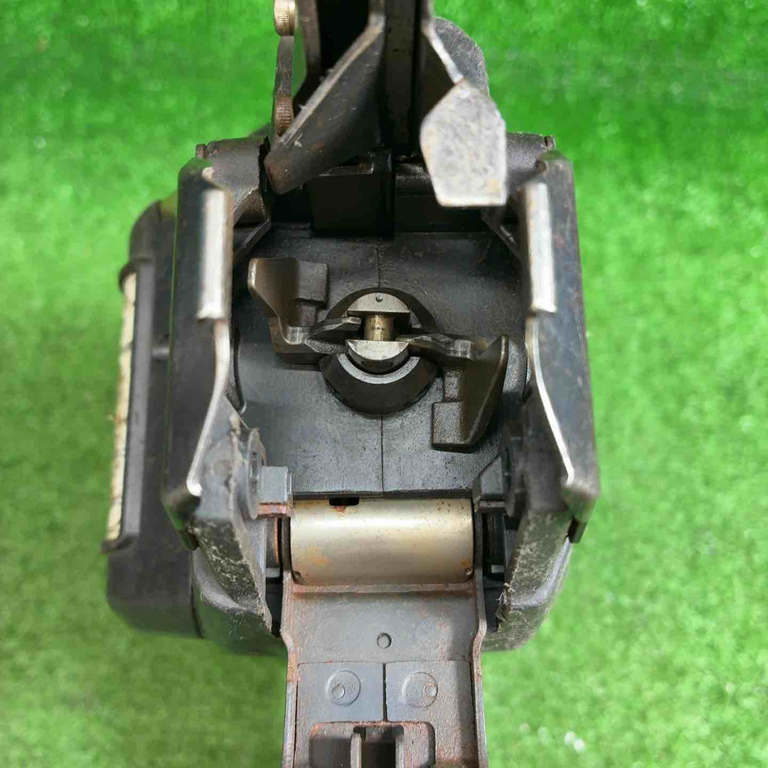 【中古品】 マックス (MAX) 鉄筋結束機 リバータイア RB-399-B2C 【藤沢店】