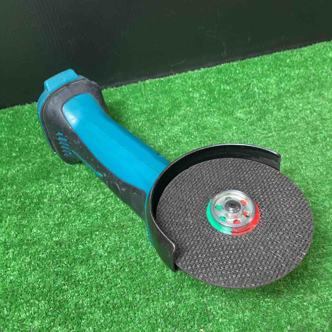 ☆マキタ(makita) 100mmコードレスディスクグラインダー GA400DZ 本体のみ 3.0Ah専用【岩槻店】