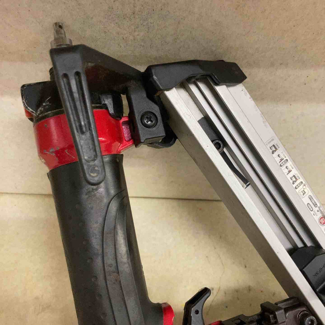 ★マキタ(makita) 高圧フロアタッカ AF530H【町田店】