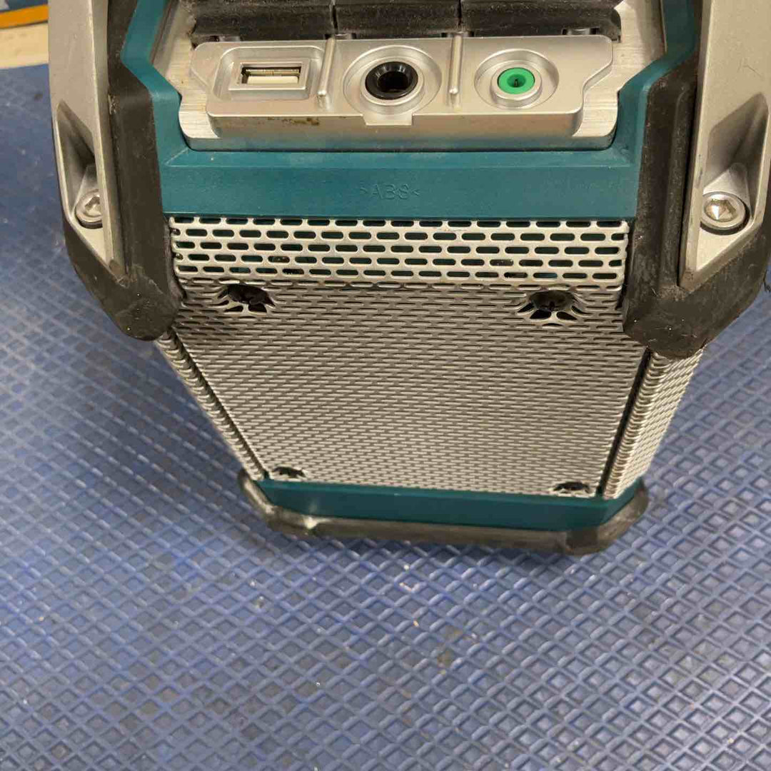 ★マキタ(makita) コードレスラジオ MR113【草加店】