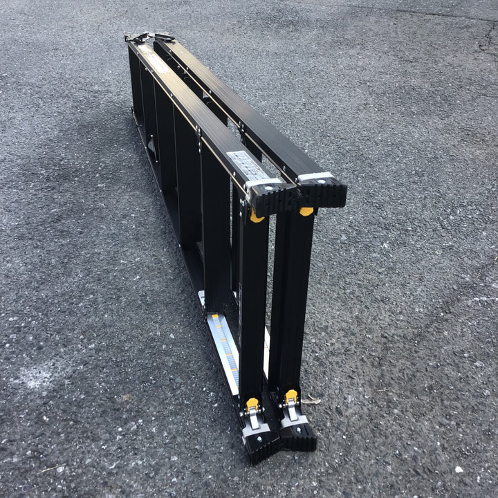 【現状品 / 店頭受取り限定】アルインコ/ALINCO アジャスタ付き6尺はしご兼脚立 【鴻巣店】