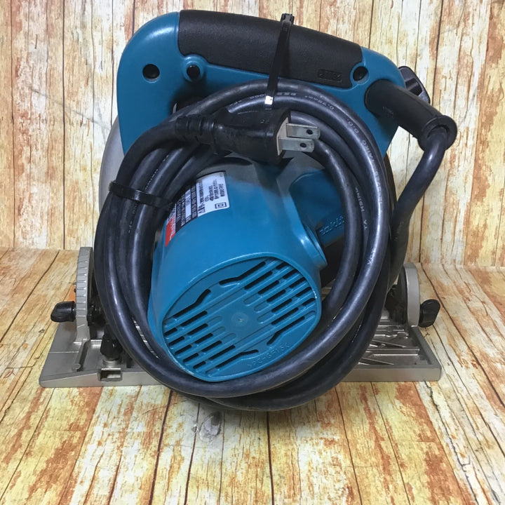 マキタ(makita) 190mm丸ノコ 5832BA【川崎店】