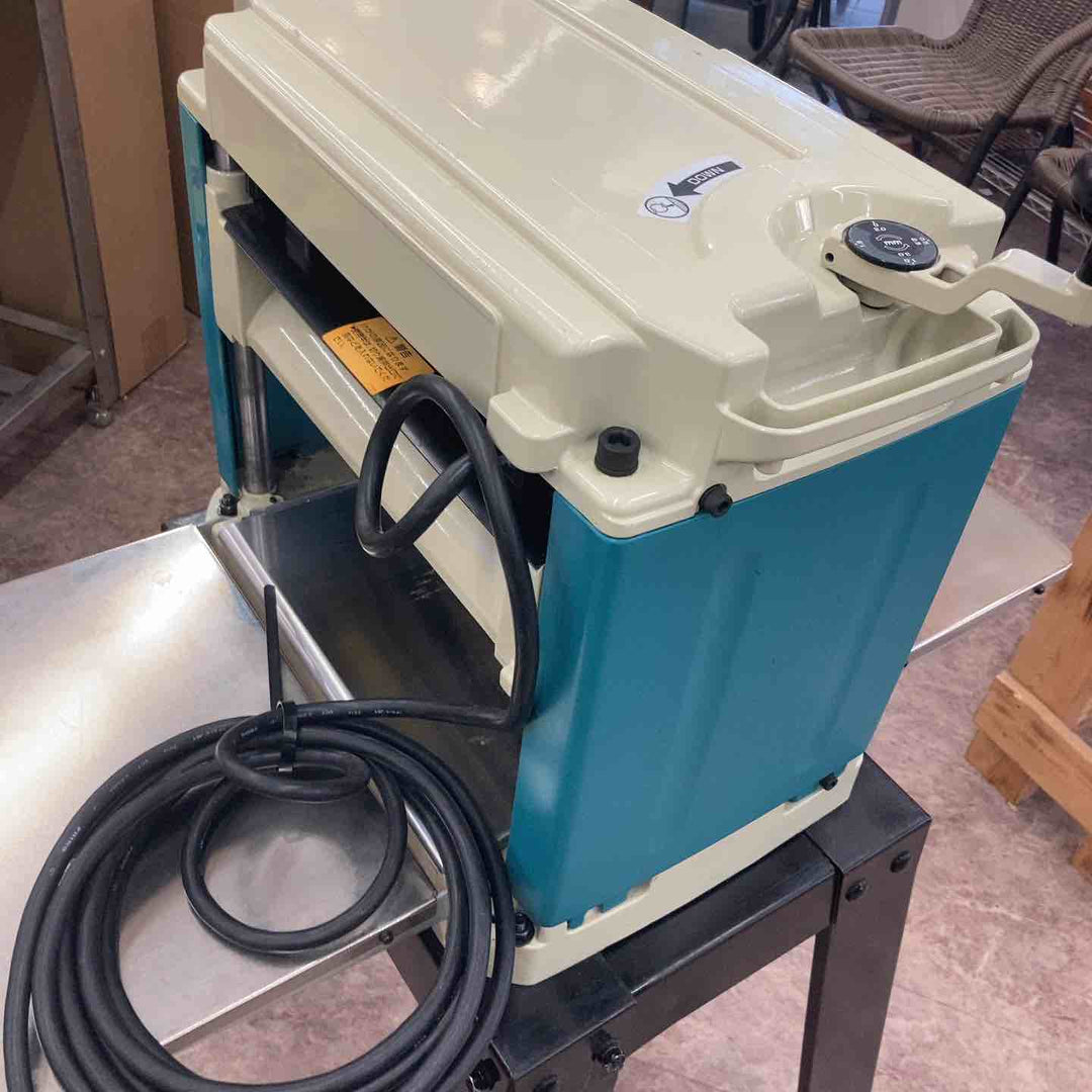 【店頭受取り限定/動作良好】☆マキタ(makita) 自動カンナ 2012NB【所沢店】