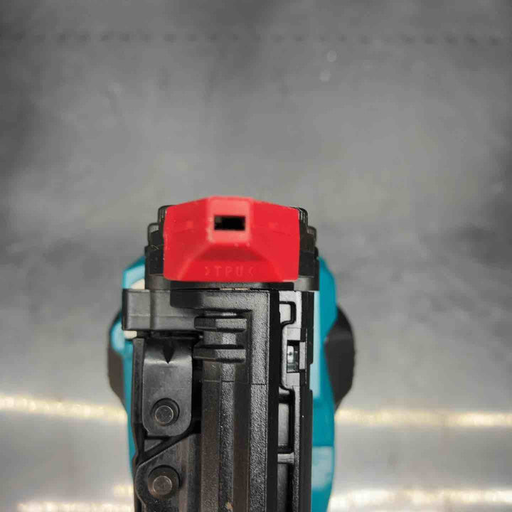 マキタ(makita) コードレスフィニッシュネイラ FN350DZK【川越店】
