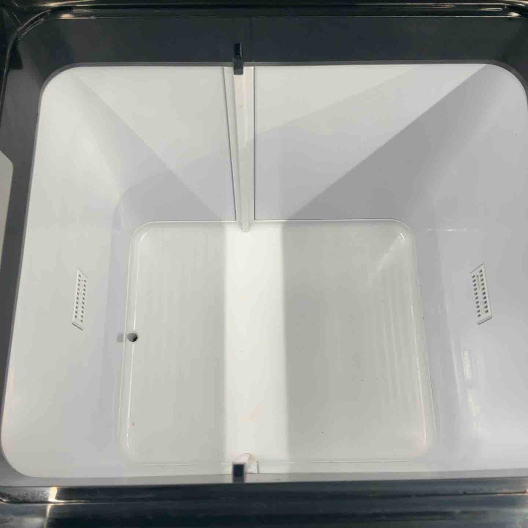 【中古品】 マキタ (makita) 40Vコードレス冷温庫 CW006GZO(本体のみ)_オリーブ 【藤沢店】
