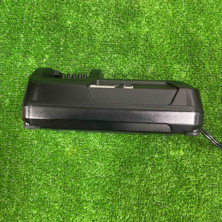 ◇マキタ(makita) スライド10.8V用急速充電器 DC10SA【草加店】