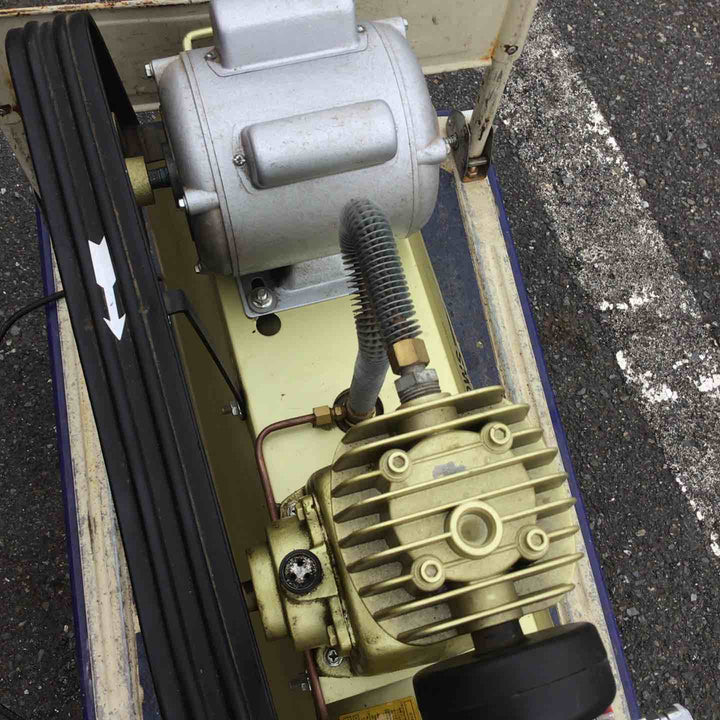 【店頭受取り限定】エアーコンプレッサー ベルト式 GL40WS 4輪【町田店】