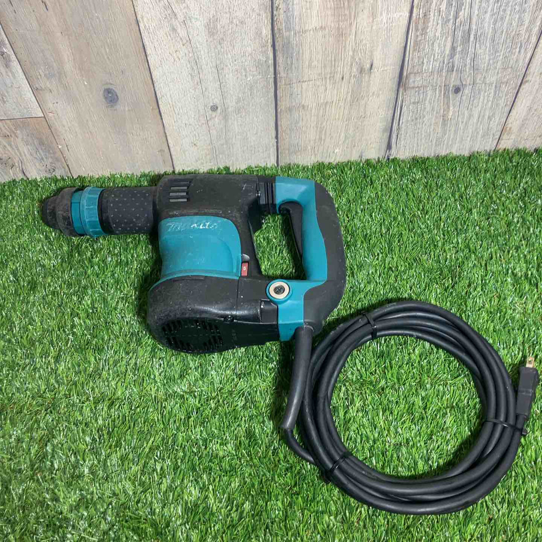 ★マキタ(makita) 電動ケレン スタンダードタイプ HK1820【戸田店】
