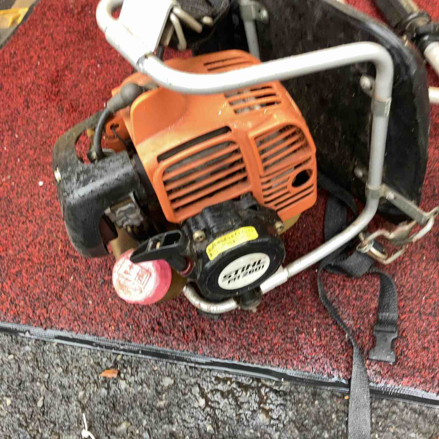 店頭受取り限定】STIHL スチール FR2601 背負い式 草刈機 刈払機