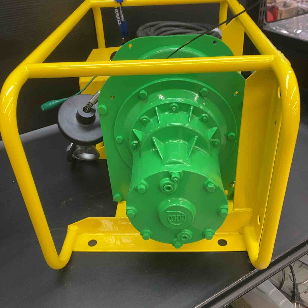 【店頭受取り限定】【未使用品】トーヨーコーケン ダブル無線式足場材荷揚用ウインチ φ4×100M MA-E900WR-100M　【佐川着払いOK！！】　【川越店】