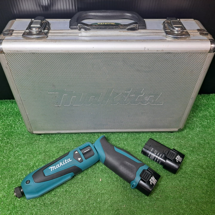 マキタ/makita 7.2V コードレスペンインパクトドライバ TD021DSHSP バッテリー2個付き【岩槻店】