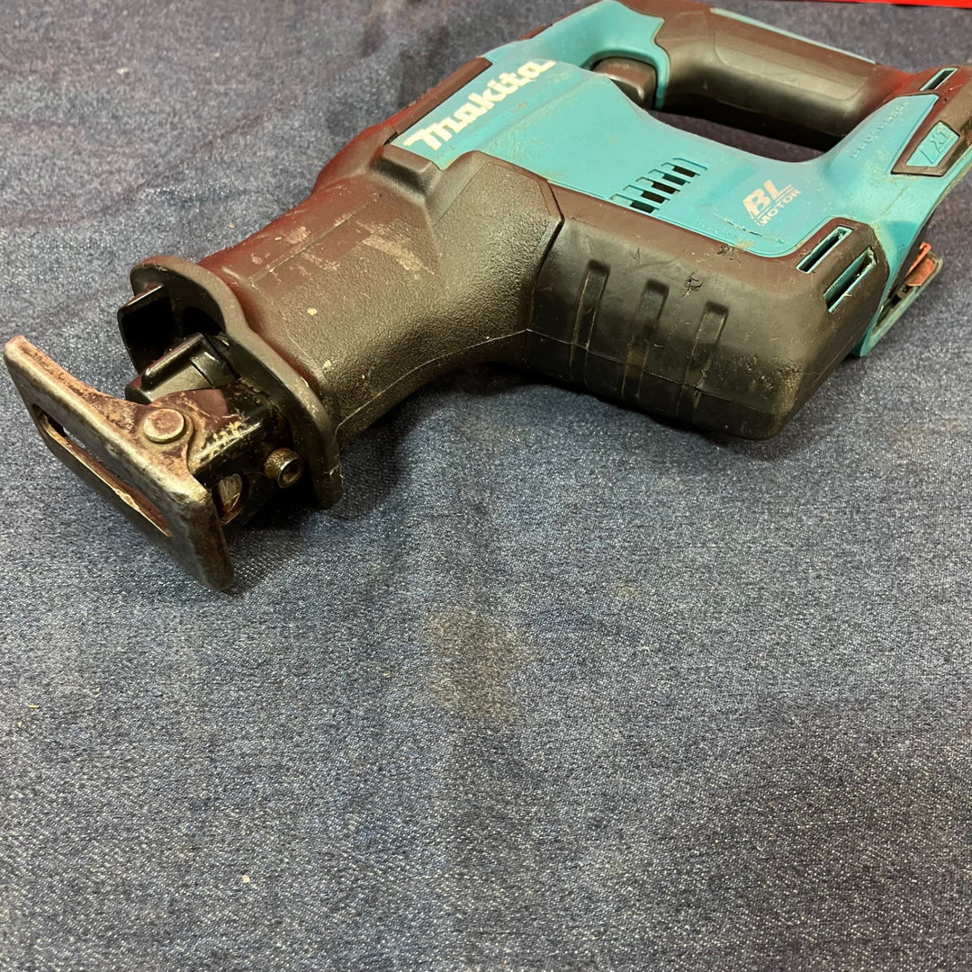 【中古品】☆マキタ(makita) コードレスレシプロソー 本体のみ JR188DZ【東大和店】