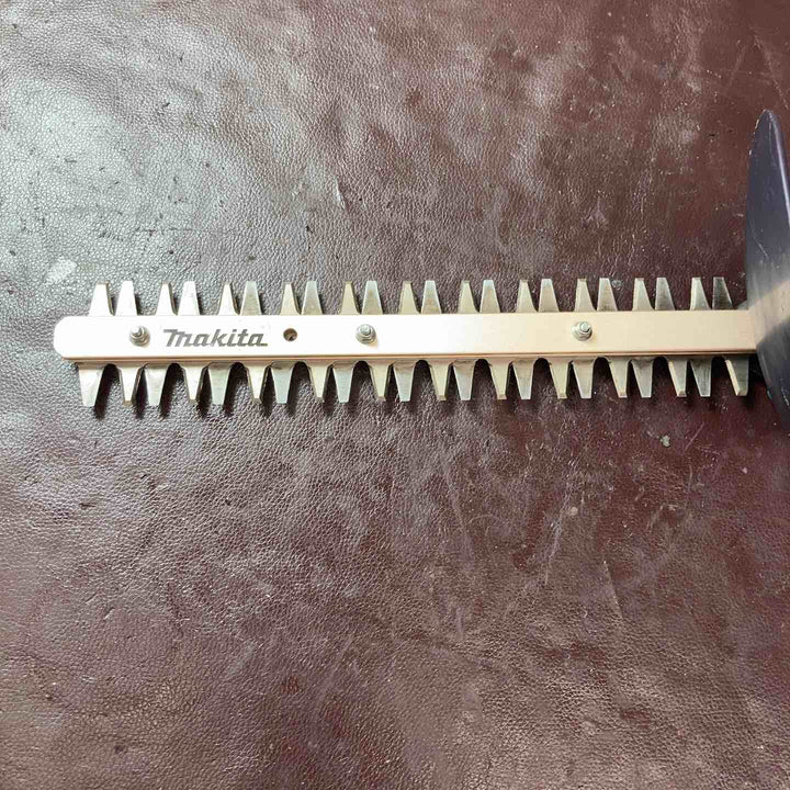 【中古品】◇マキタ(makita) コードレス生垣バリカン  MUH307DZ【東大和店】
