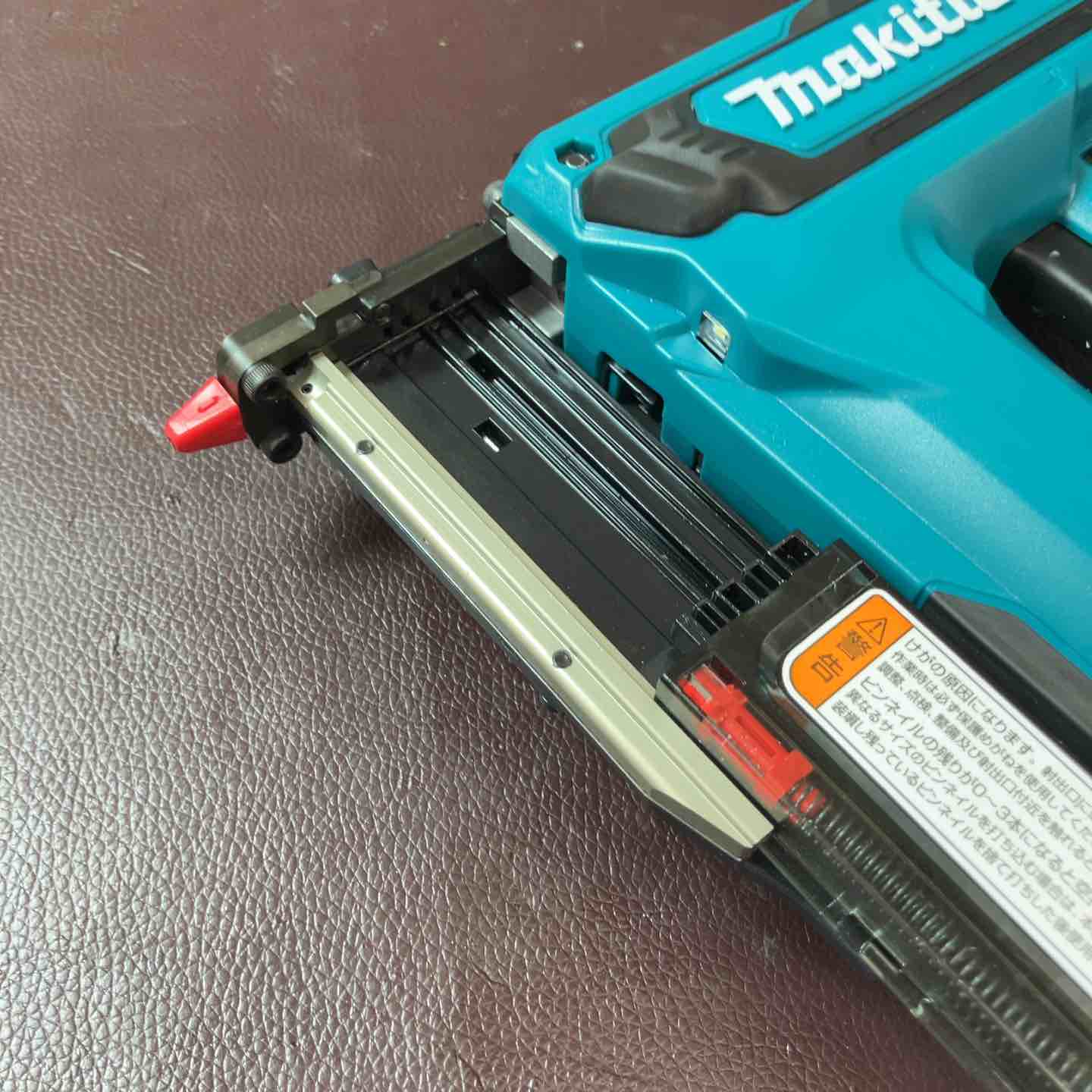 中古品】☆マキタ(makita) コードレスピンネイラ PT353DRG 18V【東大和